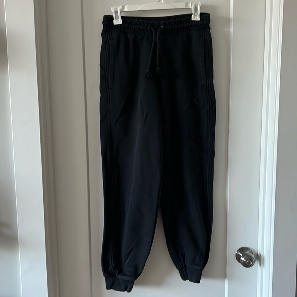 Black Adidas joggers
